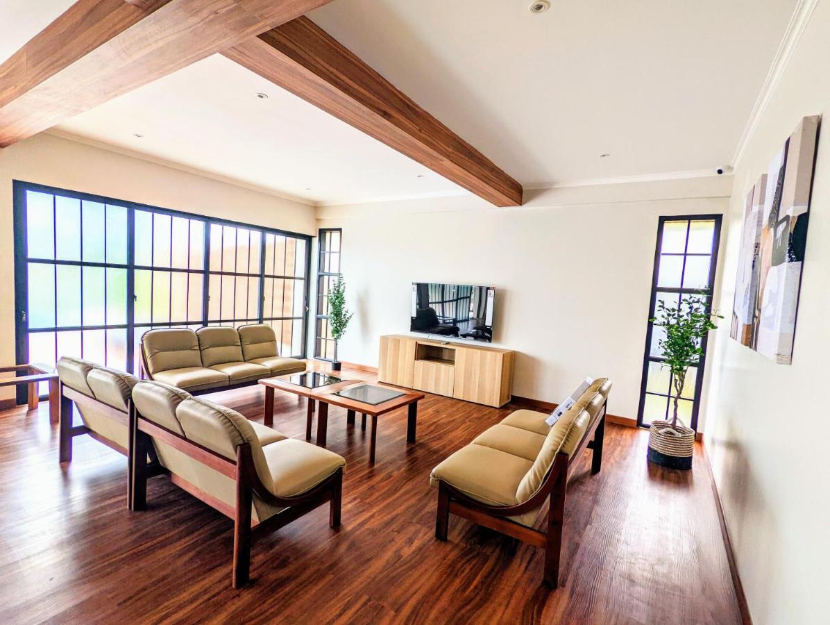 Cottonwood Exclusive Villa @Lembang Asri - Jacuzzi Playground Netflix Billyard Dış mekan fotoğraf