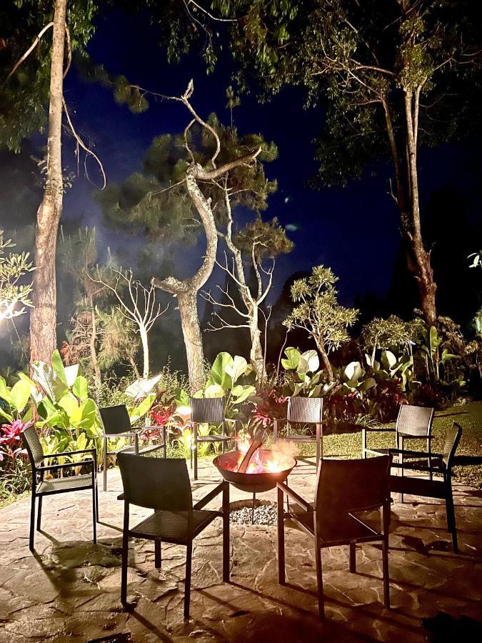 Cottonwood Exclusive Villa @Lembang Asri - Jacuzzi Playground Netflix Billyard Dış mekan fotoğraf